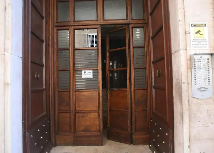 Porta Maggiore Modern Apartment